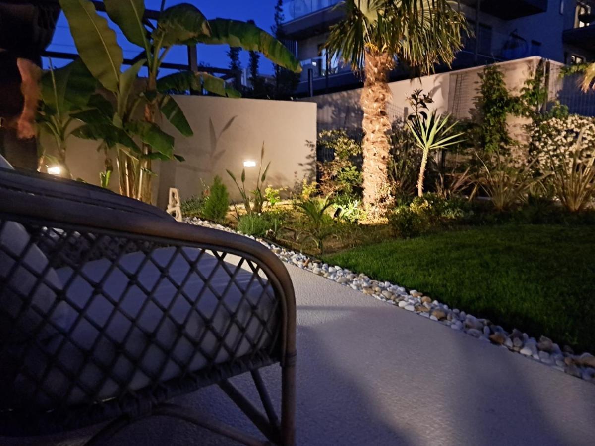 Apartment With Private Pool Split Exteriér fotografie