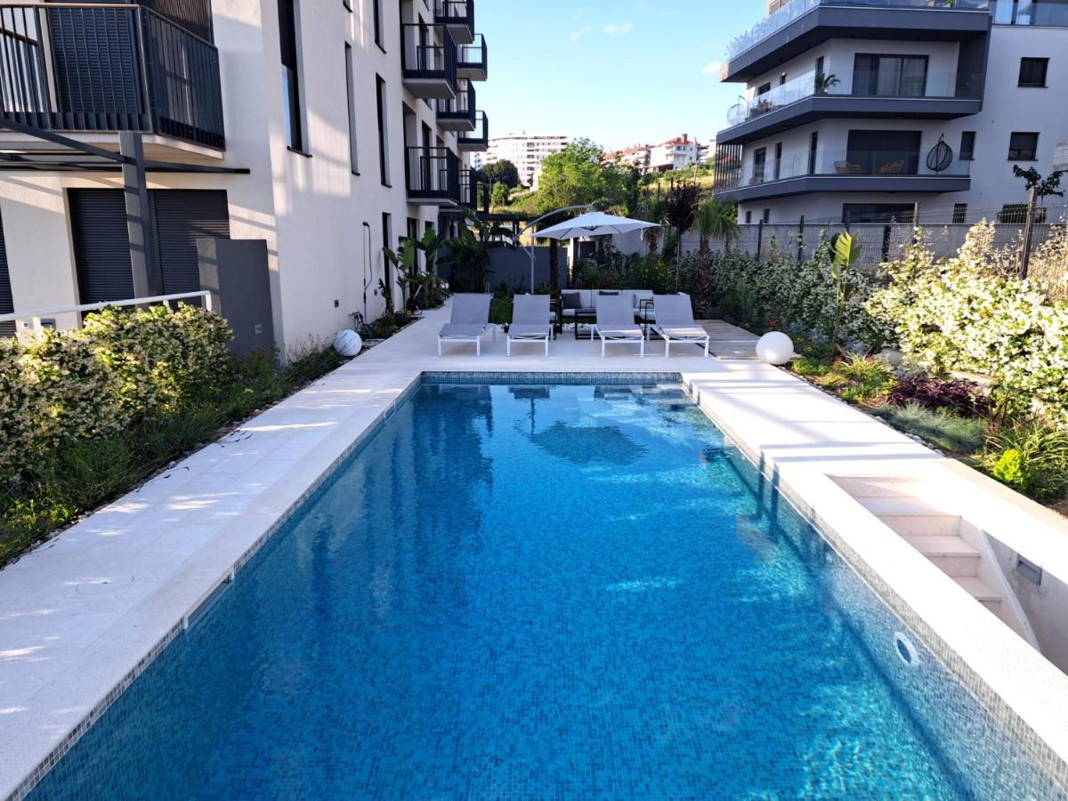 Apartment With Private Pool Split Exteriér fotografie