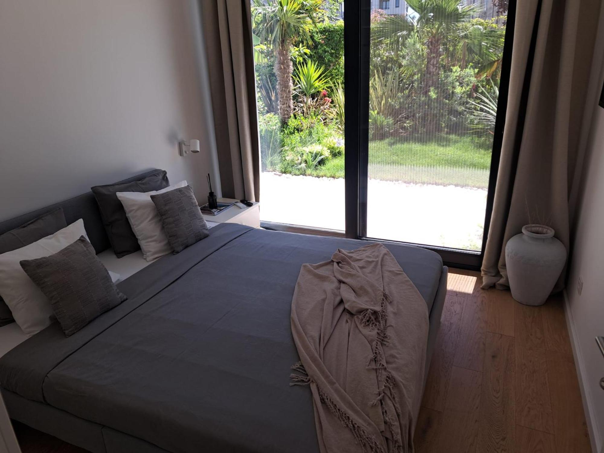 Apartment With Private Pool Split Exteriér fotografie